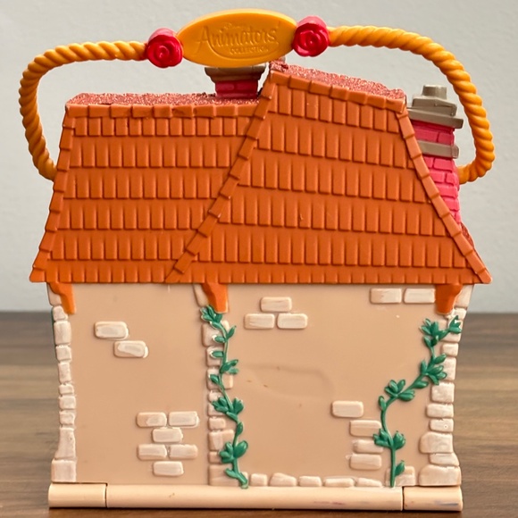 DISNEY Beauty Animators Collection Littles BELLE'S COTTAGE HOUSE Playset Figures - Picture 10 of 13